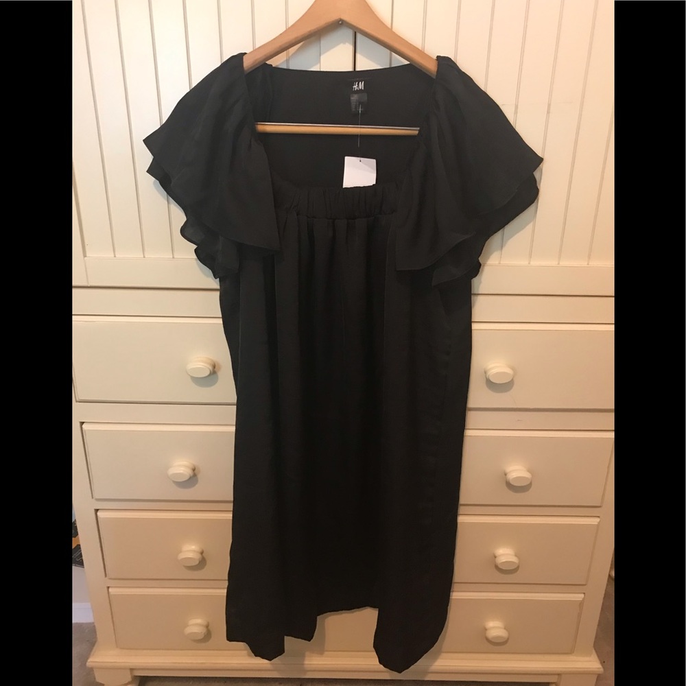 H&M Black Flutter Sleeve Dress